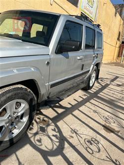 Jeep Commander